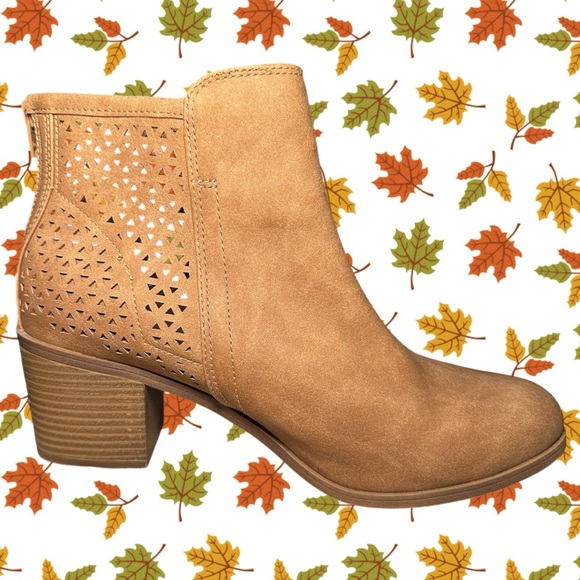 SOLD ON ANOTHER SITE - Picture 2 of 4